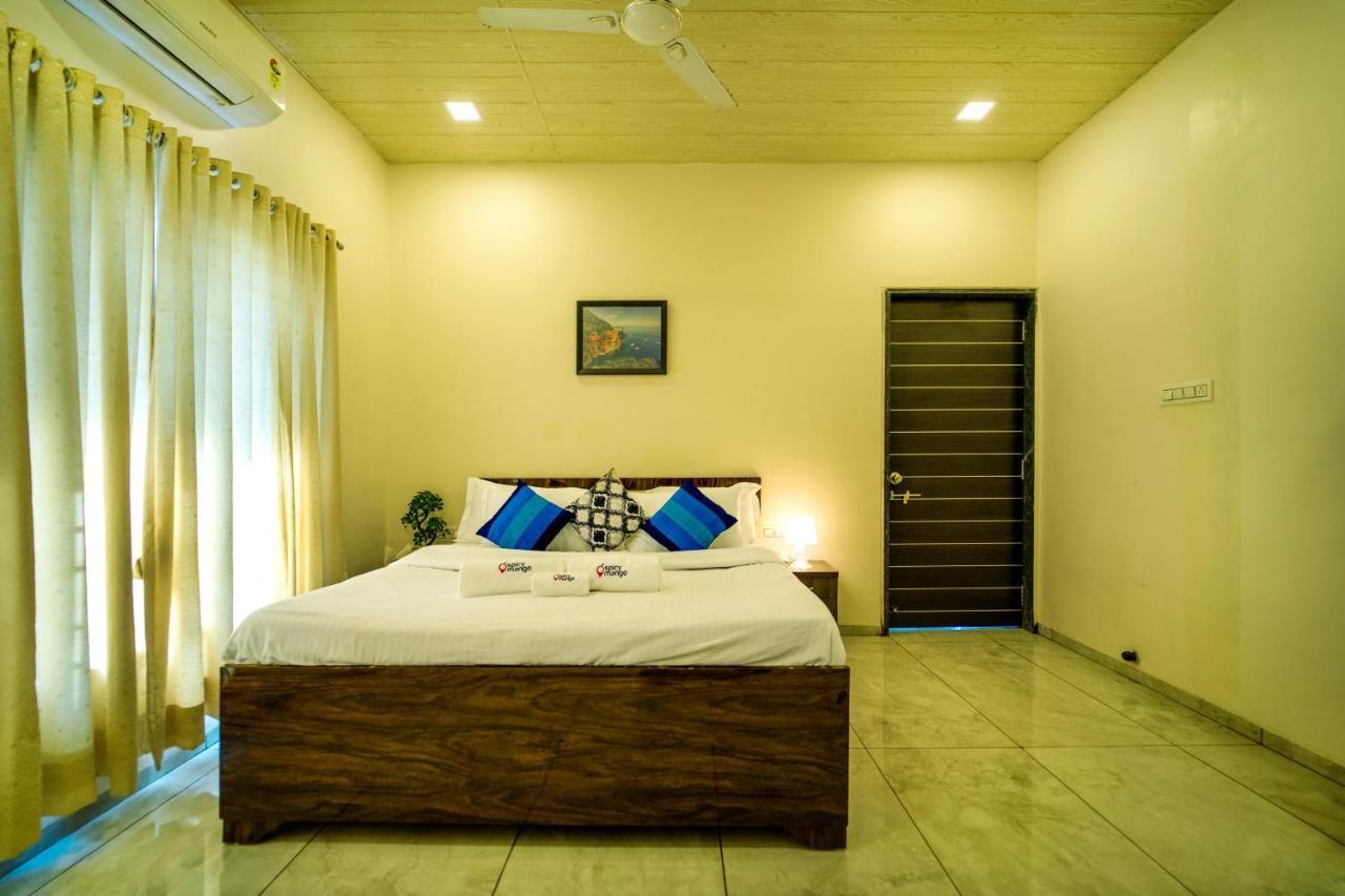 Spicy Mango Villa Insam - Hill View Villa In Karjat Bagian luar foto