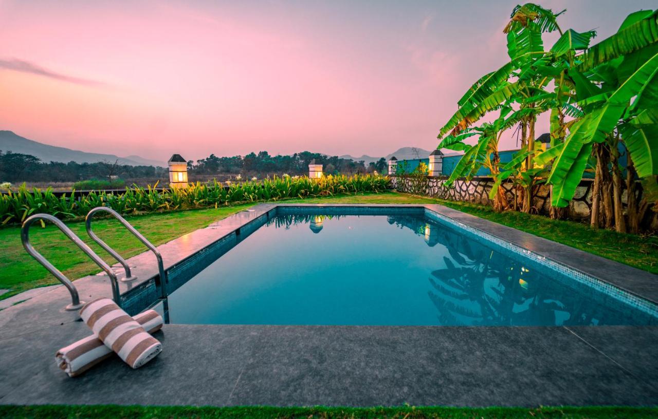 Spicy Mango Villa Insam - Hill View Villa In Karjat Bagian luar foto